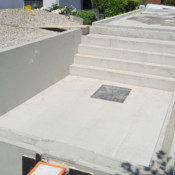 réalisation d'une piscine et d'un garage